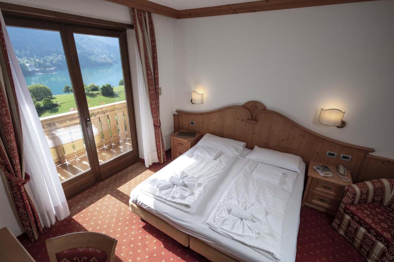 Ariston Lake View Hotel Molveno Εξωτερικό φωτογραφία