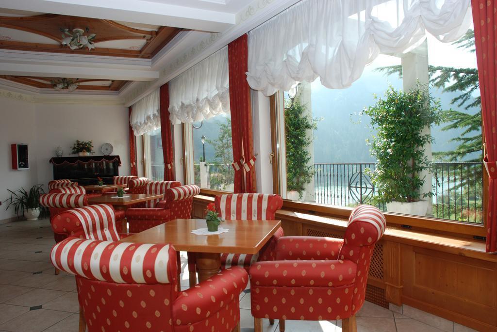 Ariston Lake View Hotel Molveno Εξωτερικό φωτογραφία